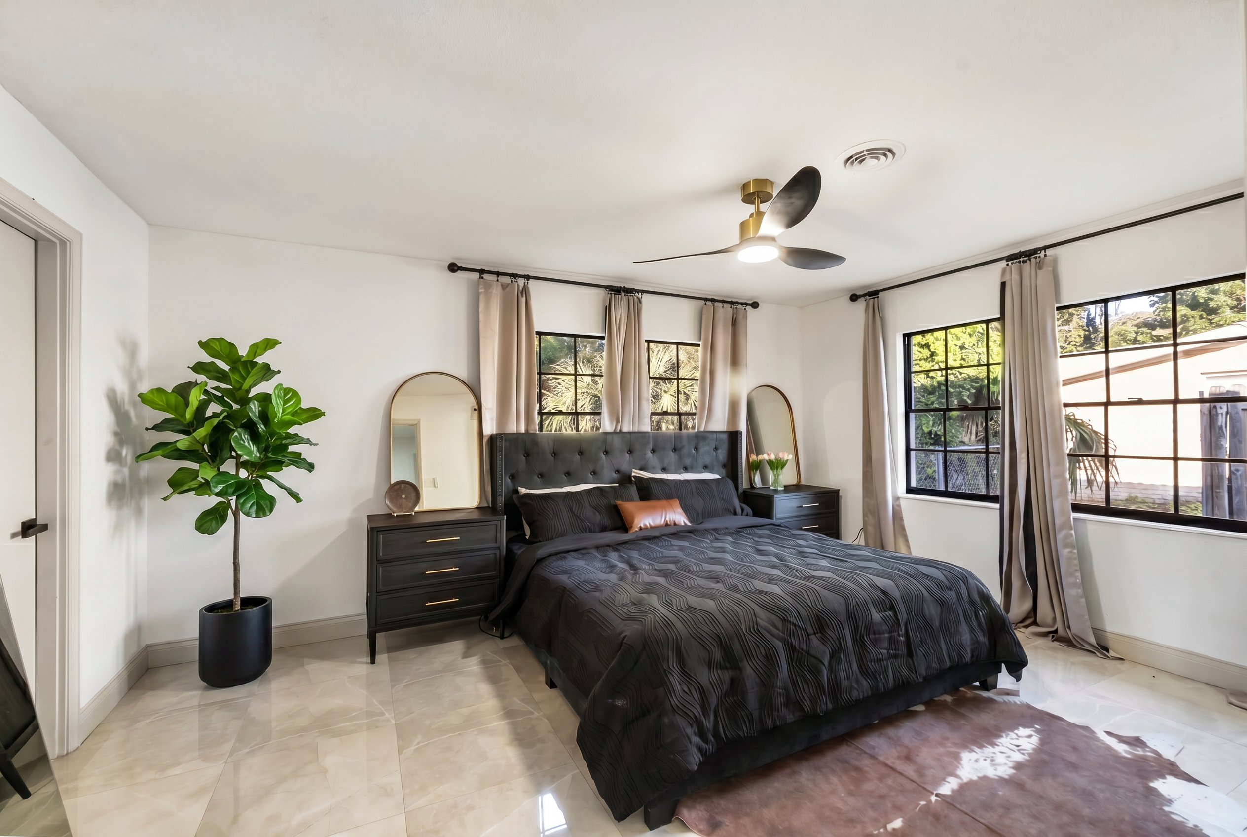Master Bedroom — King Suite